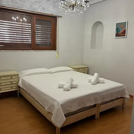 Nogueroles * Sanchidrian