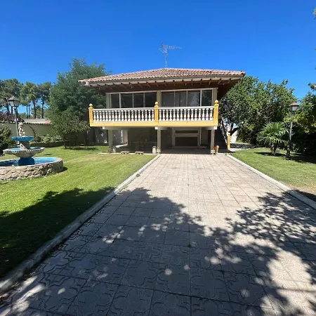 Villa Nogueroles Sanchidrian